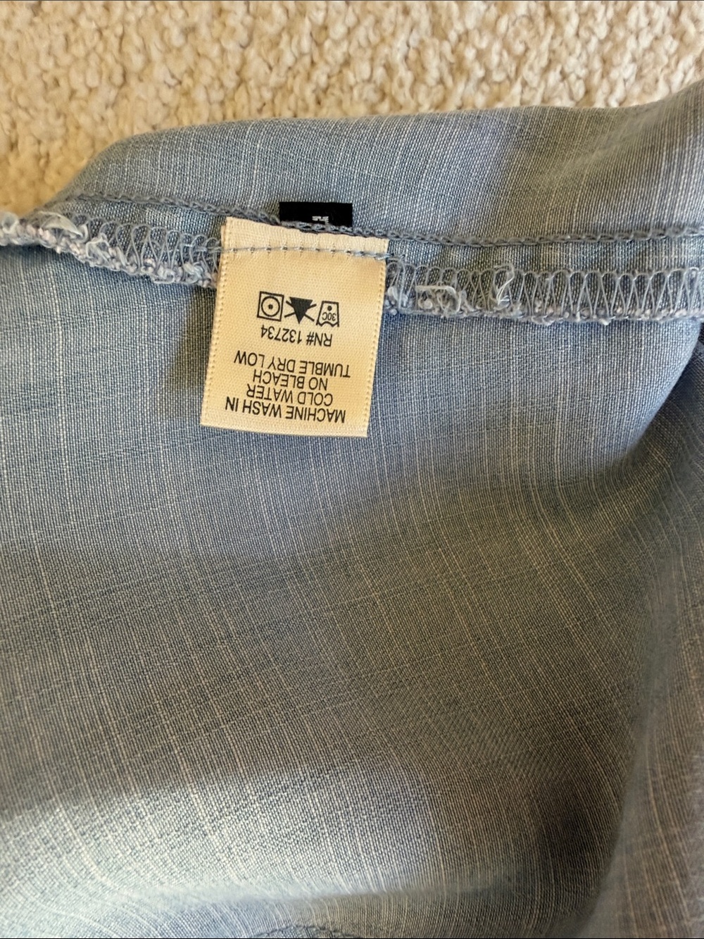 cloth & stone Light Blue Chambray Button-Up Shirt - Picture 4 of 4